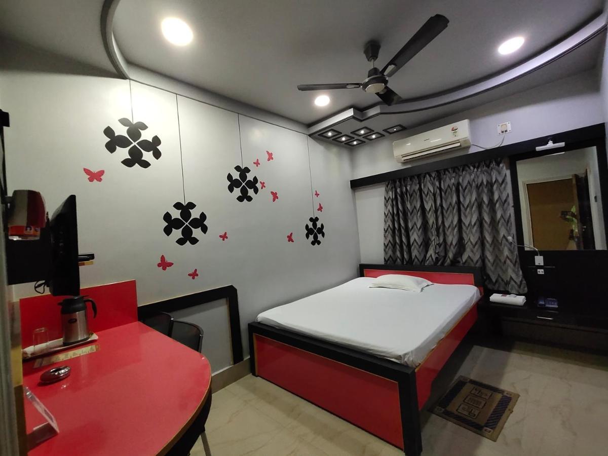 Hotel Samrat Baharampur Екстер'єр фото
