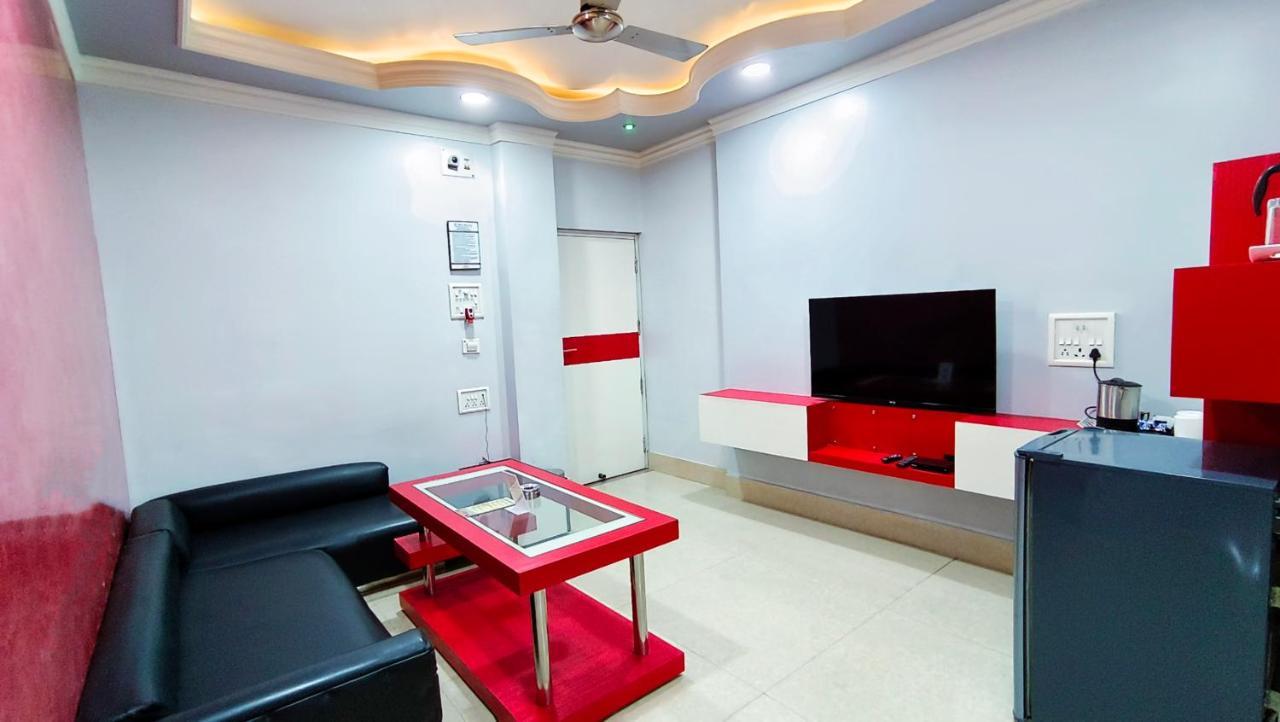 Hotel Samrat Baharampur Екстер'єр фото