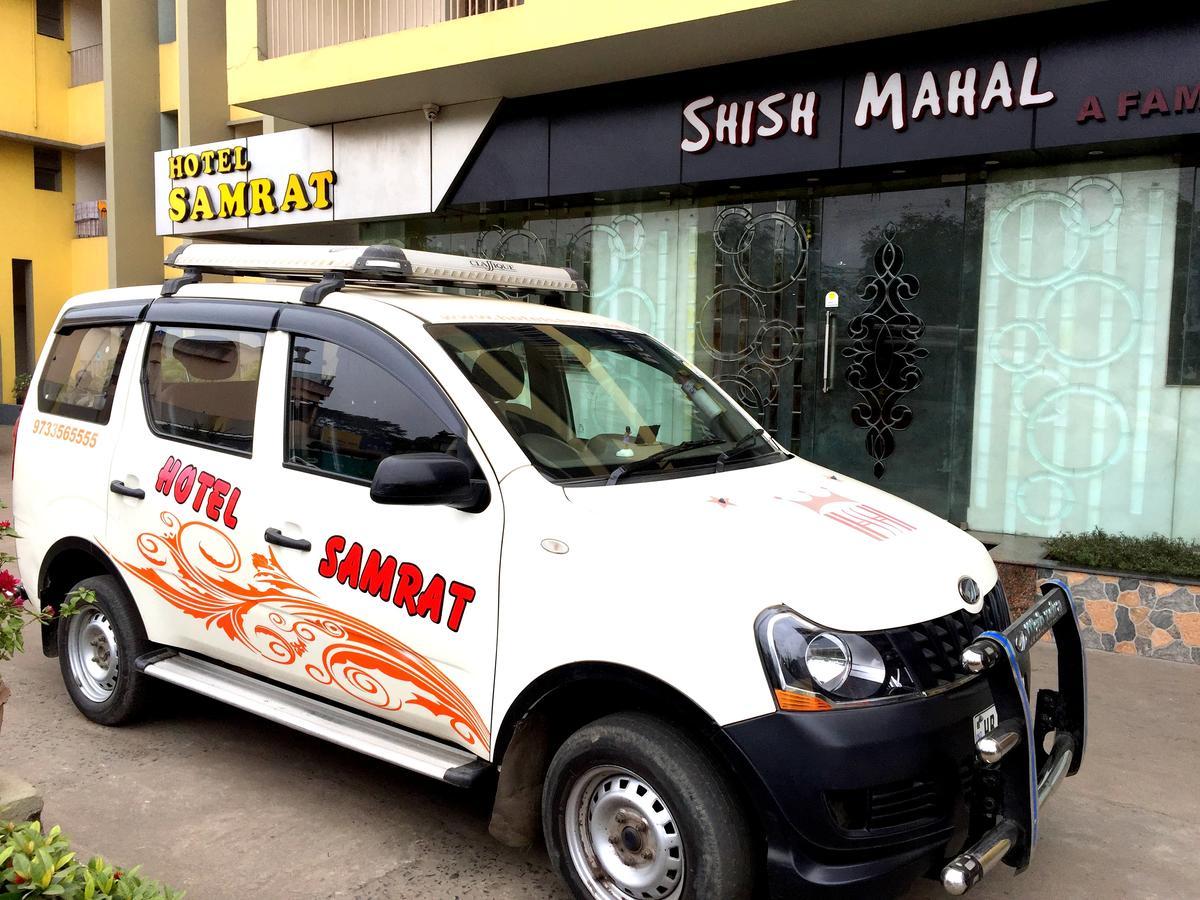 Hotel Samrat Baharampur Екстер'єр фото